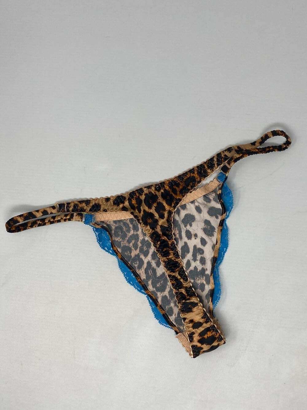 Agent Provocateur Molly Leopard Turquoise Silk Thong AP3 Medium New - Picture 10 of 14